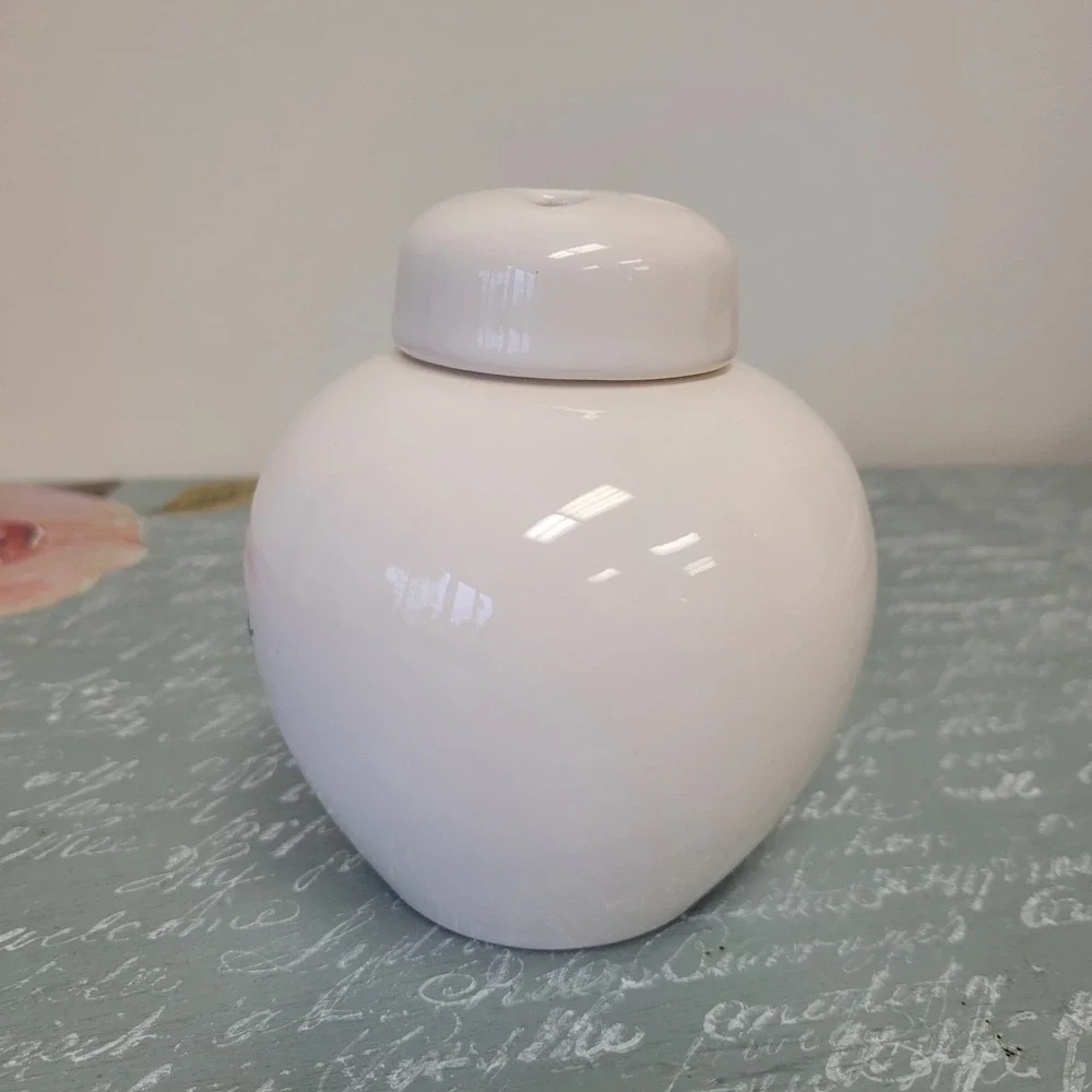 Pfaltzgraff Christmas Heritage Potpourri Jar Ginger Jar Bud Vase‎ 4